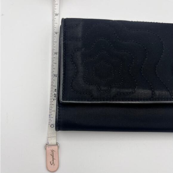 Mont Blanc Women's Snap Front Quilted Wallet Black - Picture 10 of 11